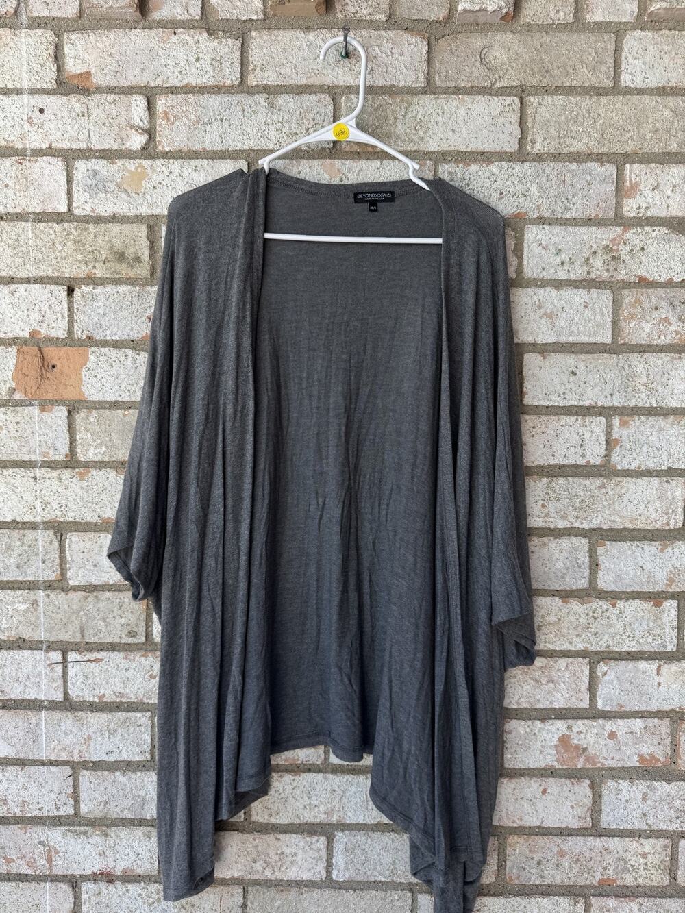 Beyond Yoga Sweater Gray Size Xs/S